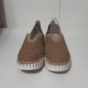 ILSE JACOBSEN Hornbaek Women 38 Tulip Tan Perforated Slip-On Shoes